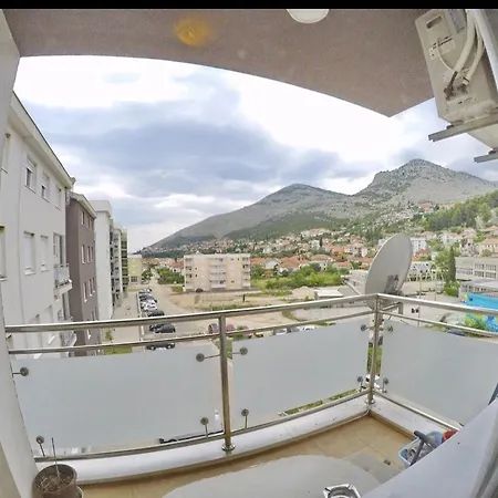 Apartament Apartman Tia *
